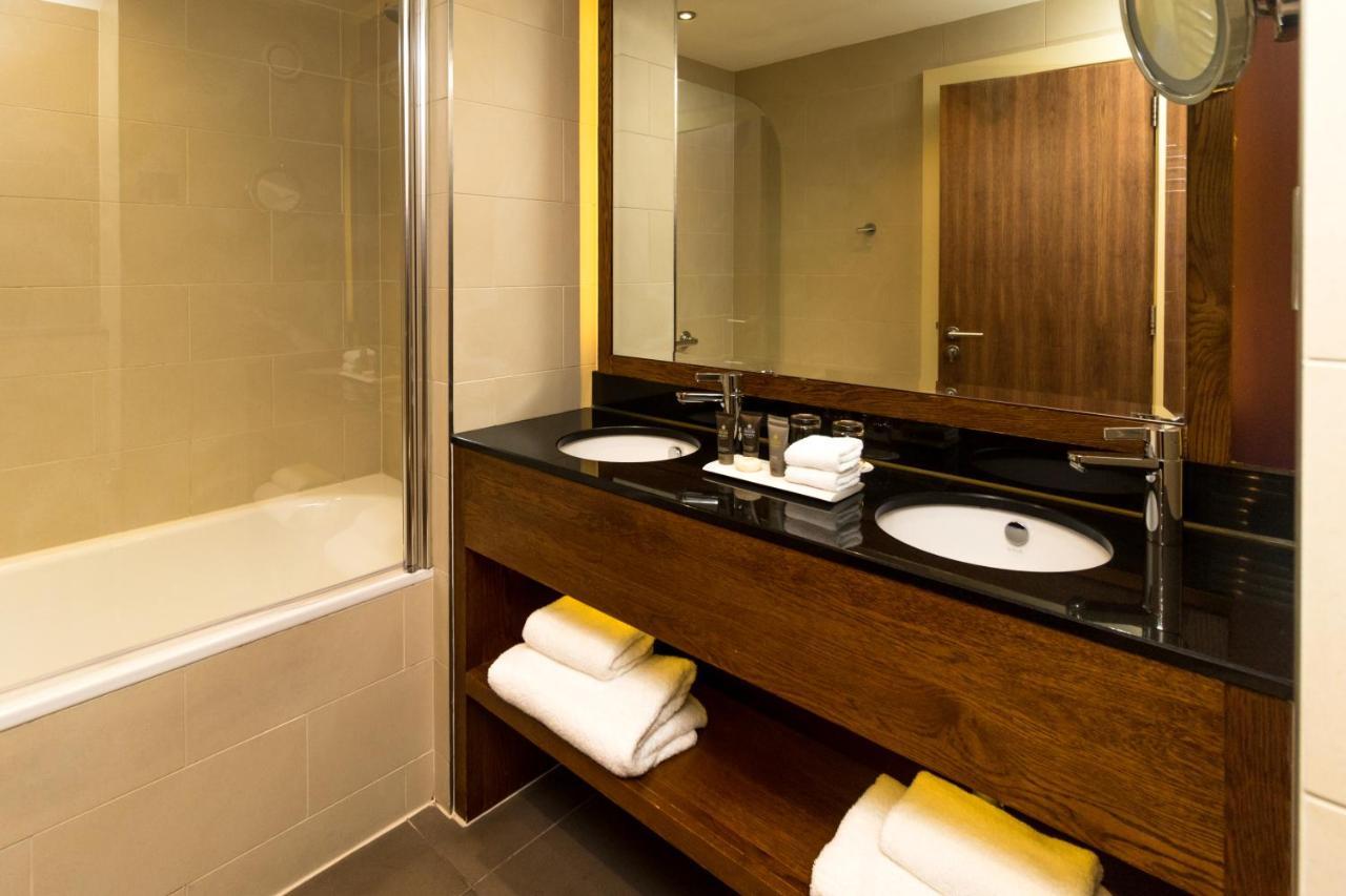 The Mere Golf Resort & Spa Екстериор снимка