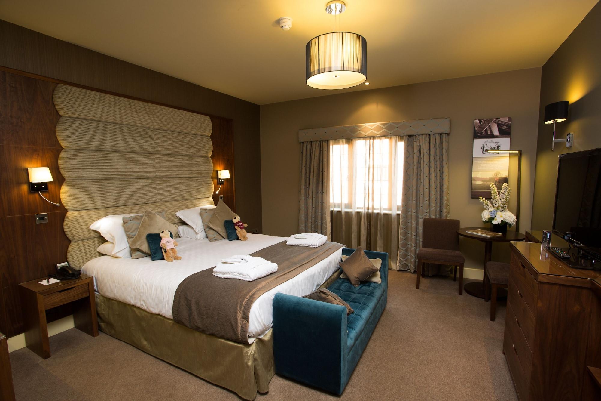 The Mere Golf Resort & Spa Екстериор снимка