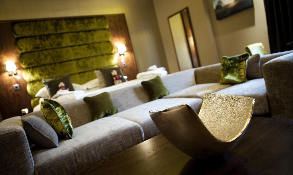 The Mere Golf Resort & Spa Екстериор снимка