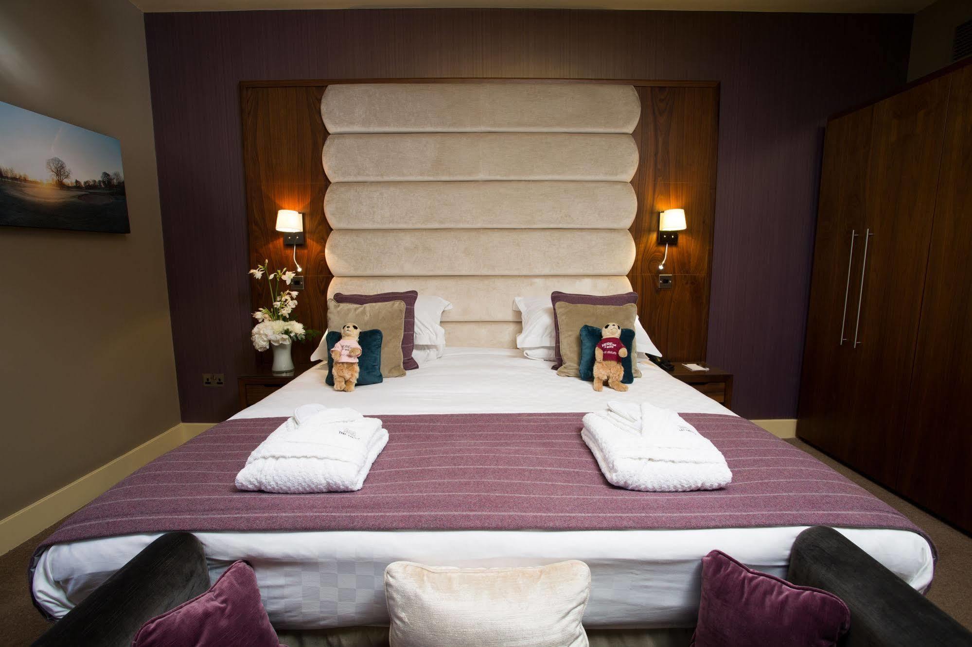 The Mere Golf Resort & Spa Екстериор снимка